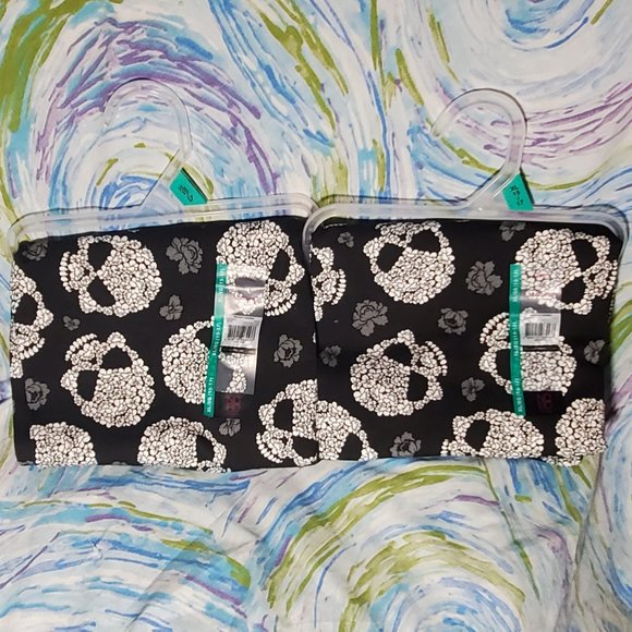 Set of 2 No Boundaries Halloween Floral Skull Leggings - Picture 1 of 3